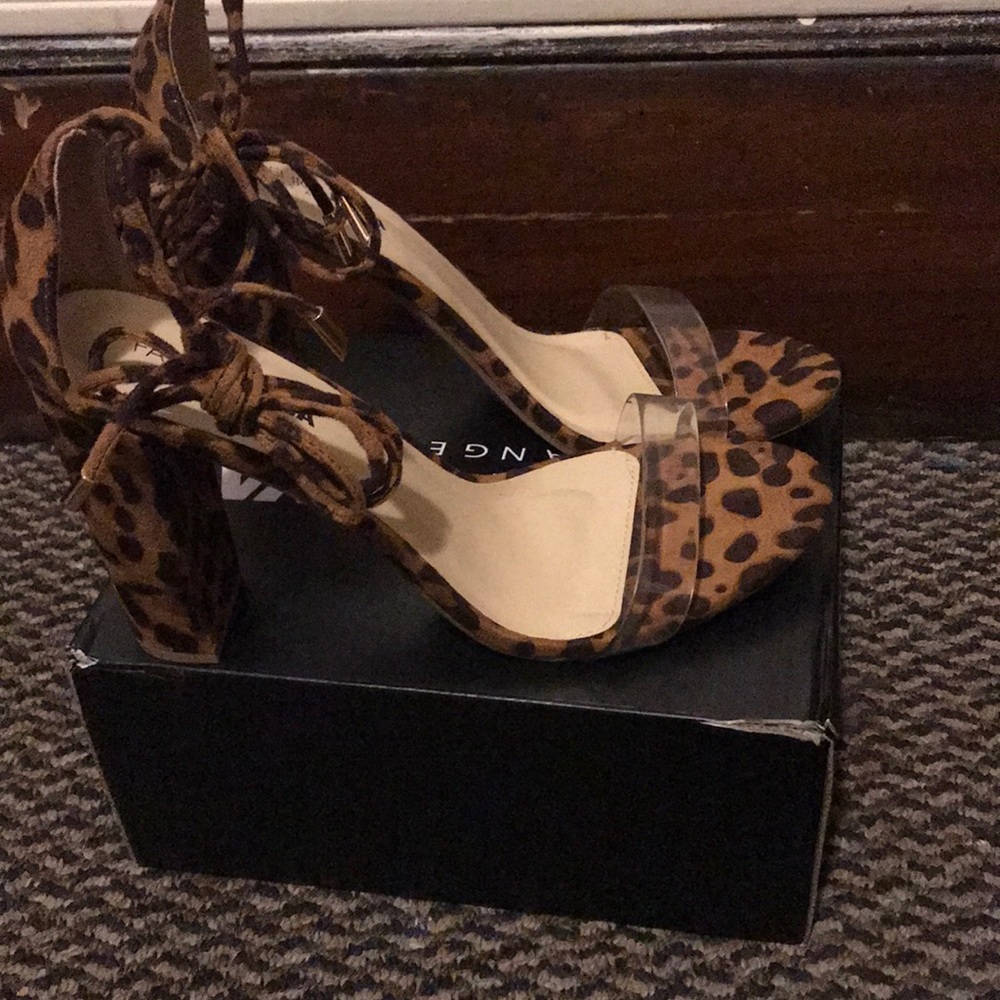 Fashion nova leopard slides